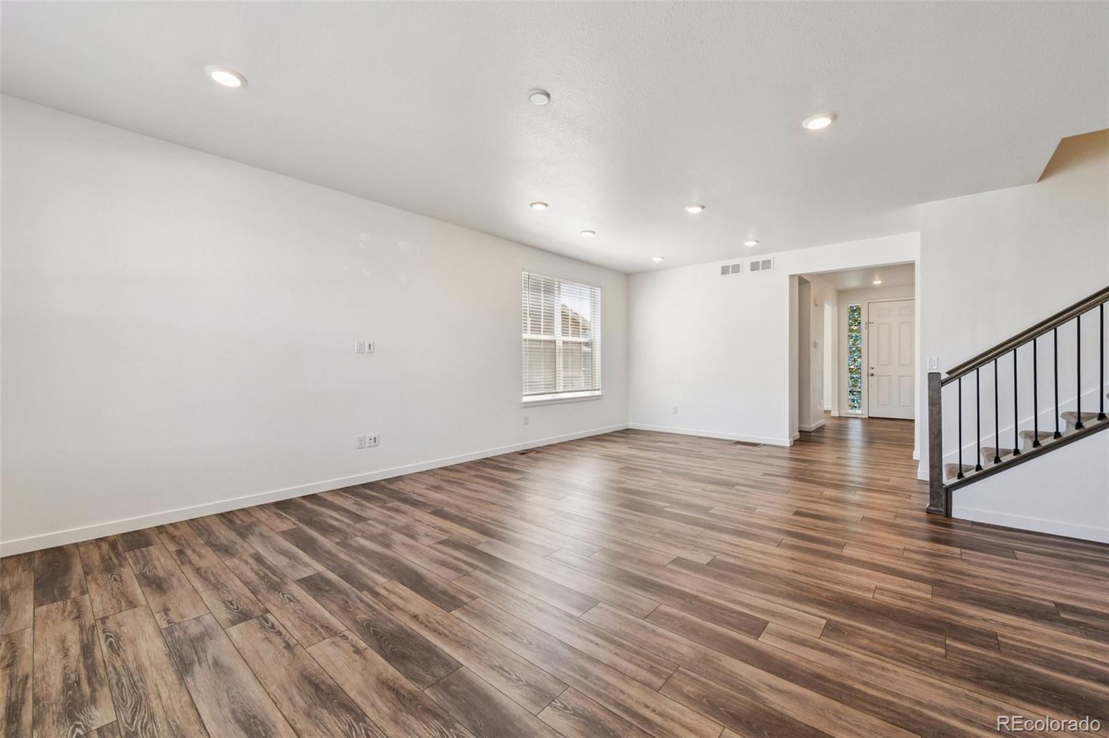 MLS Image #10 for 24321 e tennessee place,aurora, Colorado