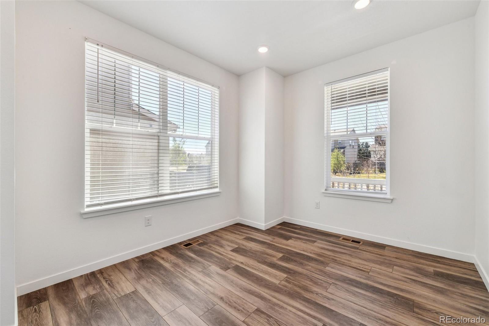 MLS Image #11 for 24321 e tennessee place,aurora, Colorado