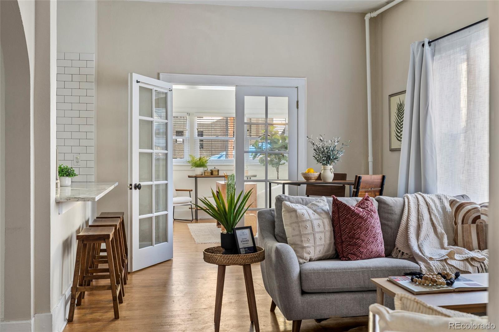 MLS Image #11 for 1640 n downing street,denver, Colorado