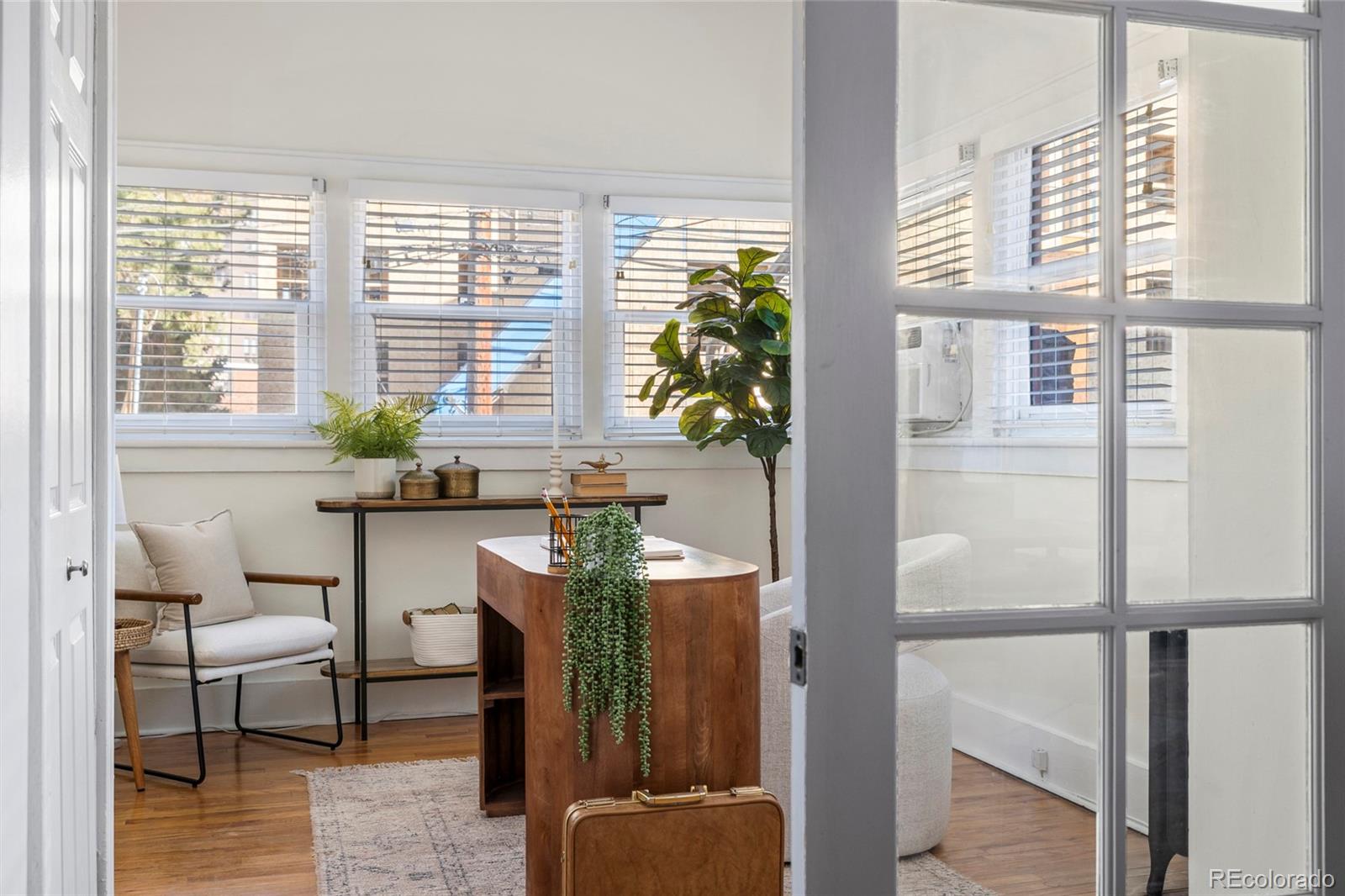 MLS Image #14 for 1640 n downing street,denver, Colorado