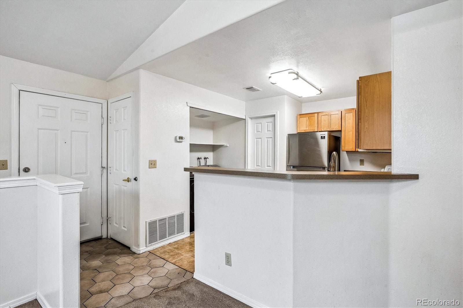MLS Image #8 for 8691 e dry creek road,englewood, Colorado