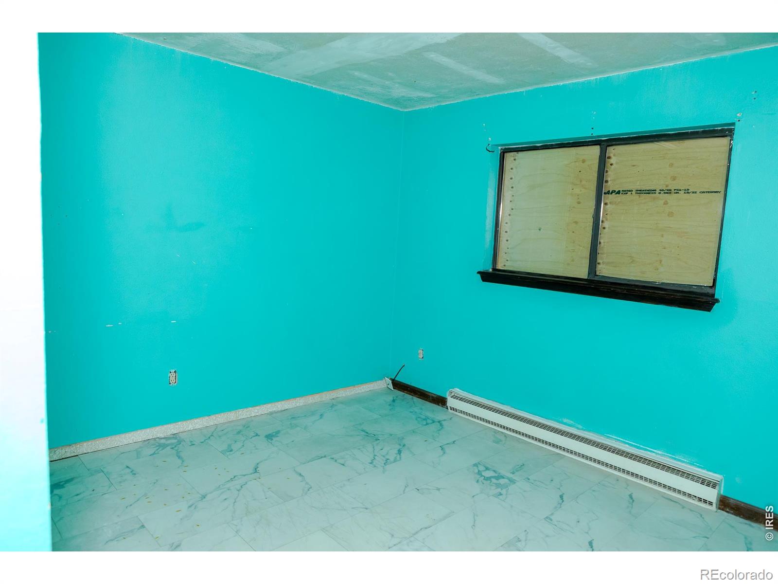 MLS Image #9 for 1345  dogwood lane,longmont, Colorado