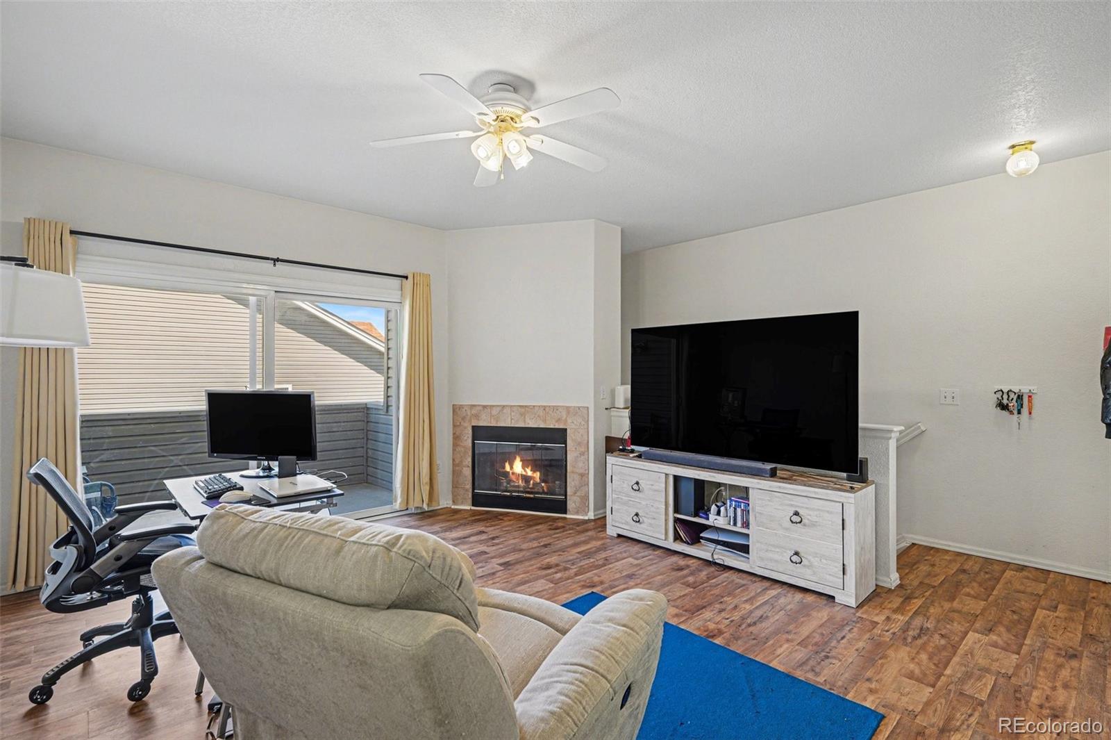 MLS Image #2 for 912 s yampa street,aurora, Colorado
