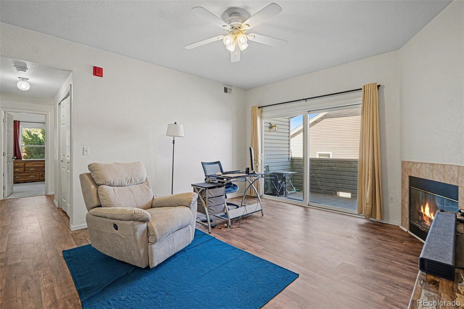 MLS Image #3 for 912 s yampa street,aurora, Colorado