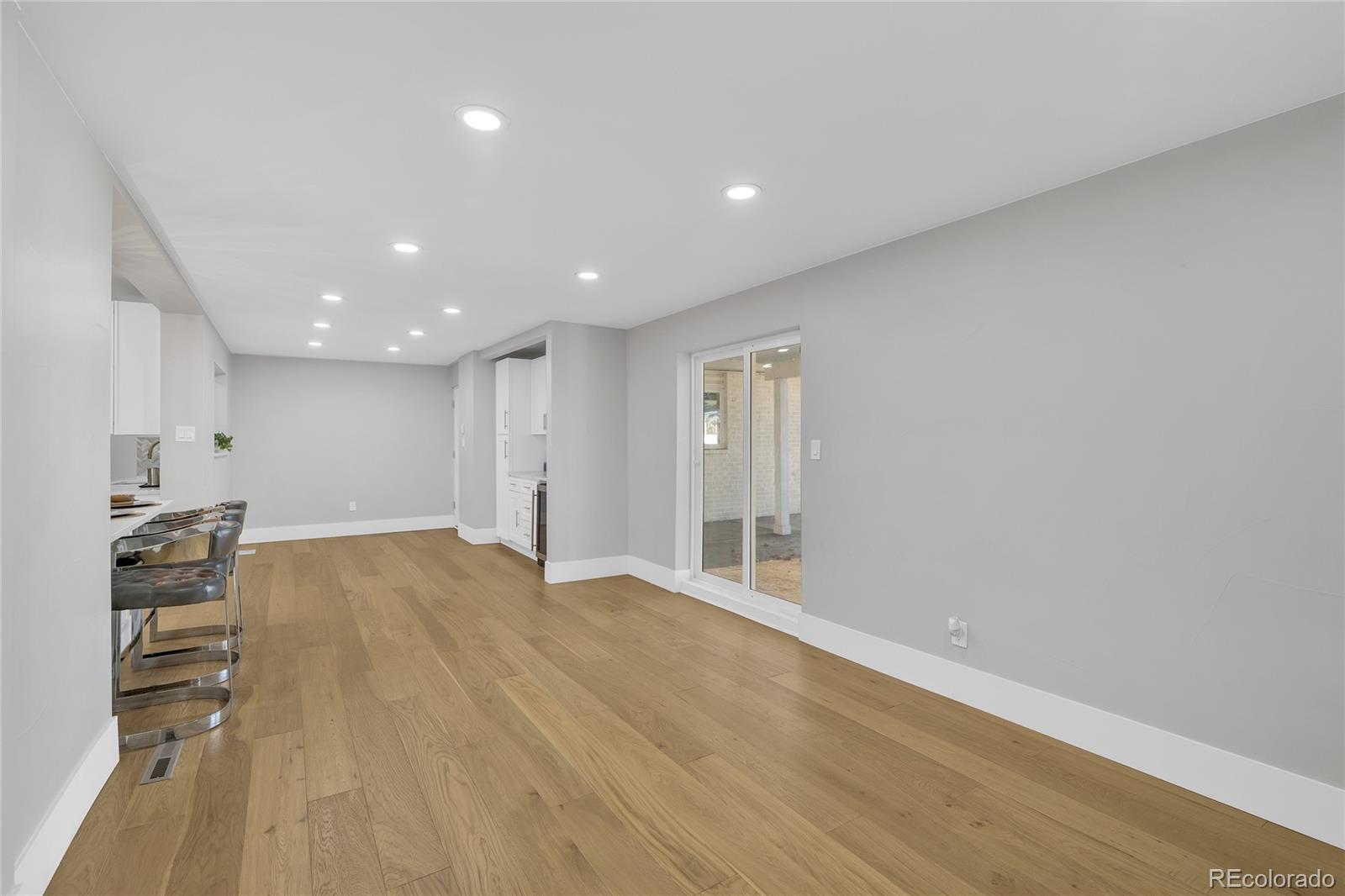 MLS Image #18 for 2930  monaco st pkwy,denver, Colorado