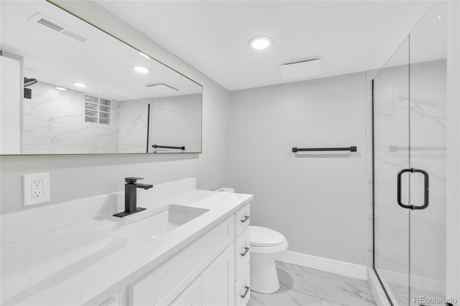 MLS Image #29 for 2930  monaco st pkwy,denver, Colorado