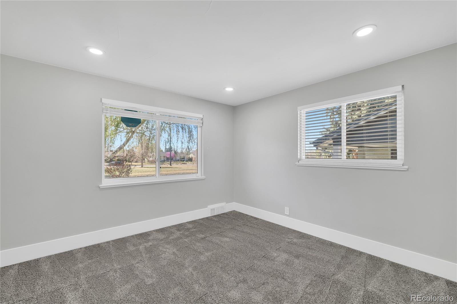 MLS Image #40 for 2930  monaco st pkwy,denver, Colorado