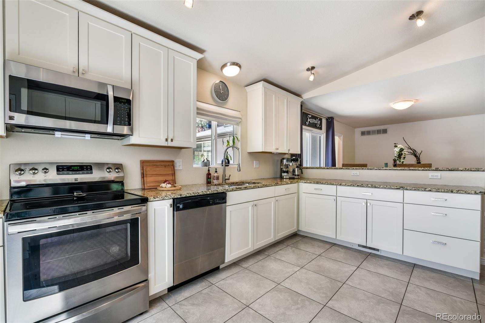 MLS Image #4 for 6020  castlewood lane,colorado springs, Colorado