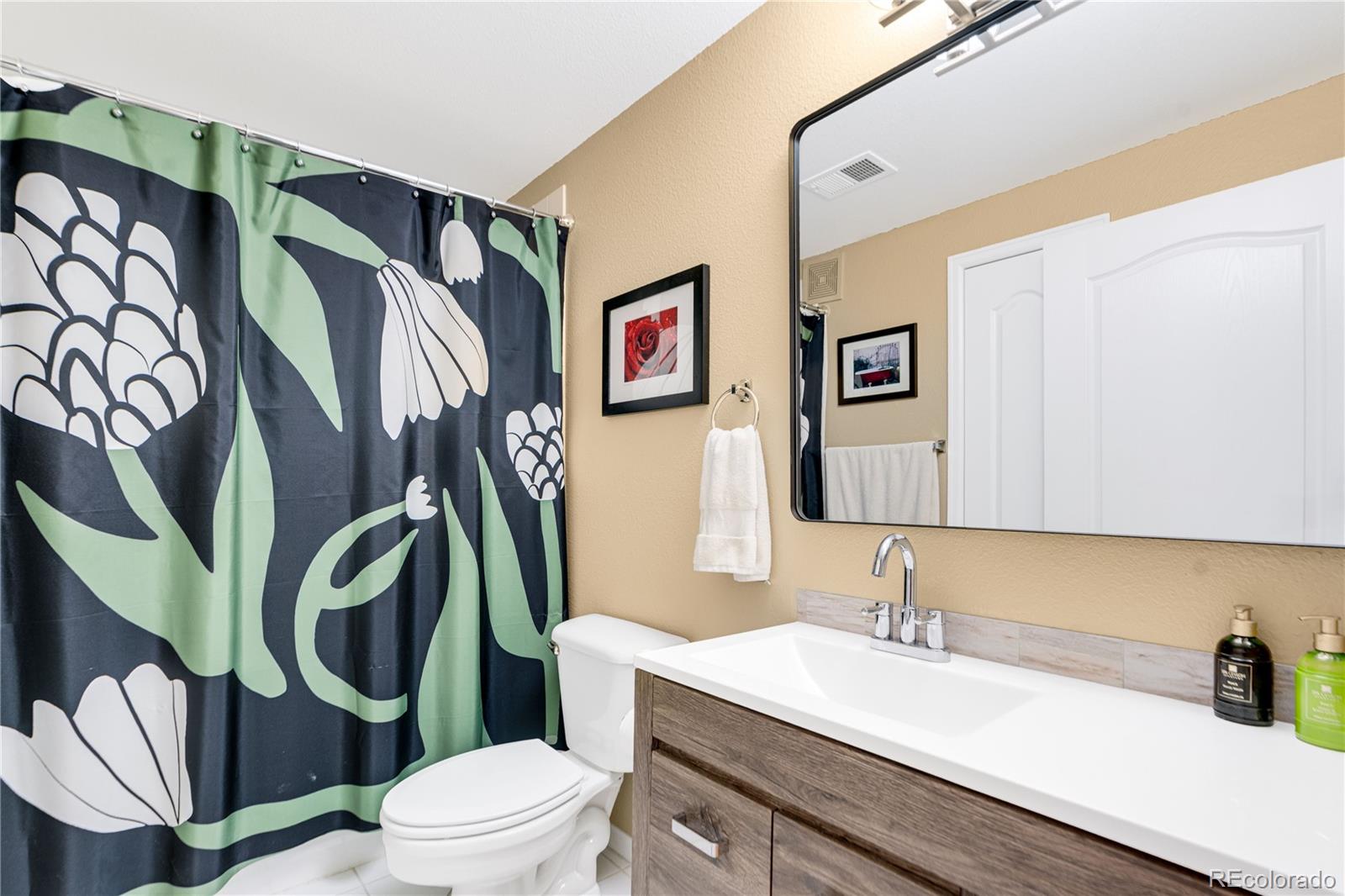 MLS Image #15 for 1655 n humboldt street,denver, Colorado