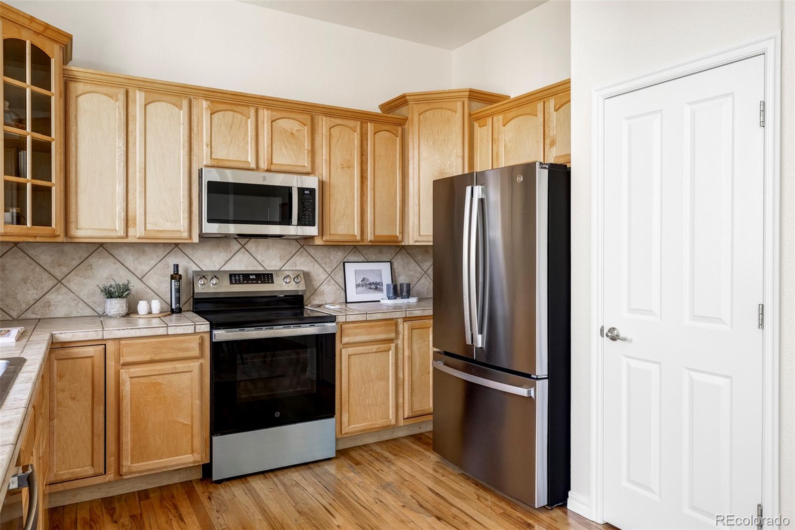 MLS Image #8 for 10715  riverbrook circle,highlands ranch, Colorado