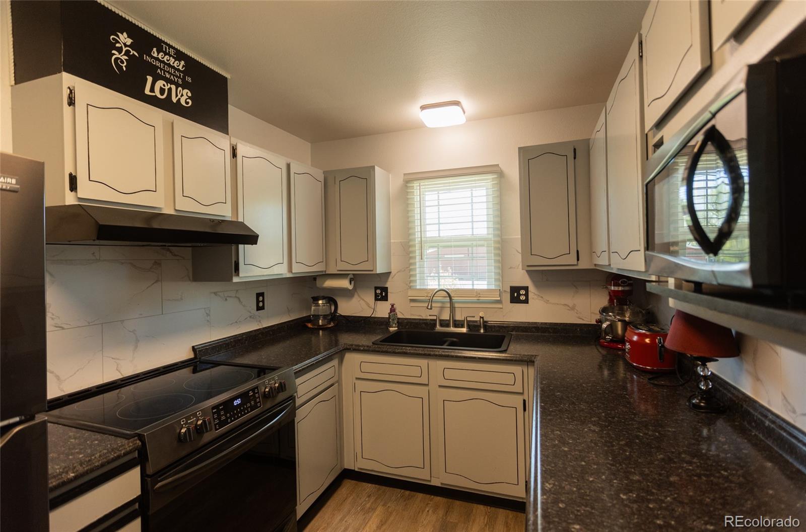 MLS Image #10 for 2205 n chestnut street,colorado springs, Colorado