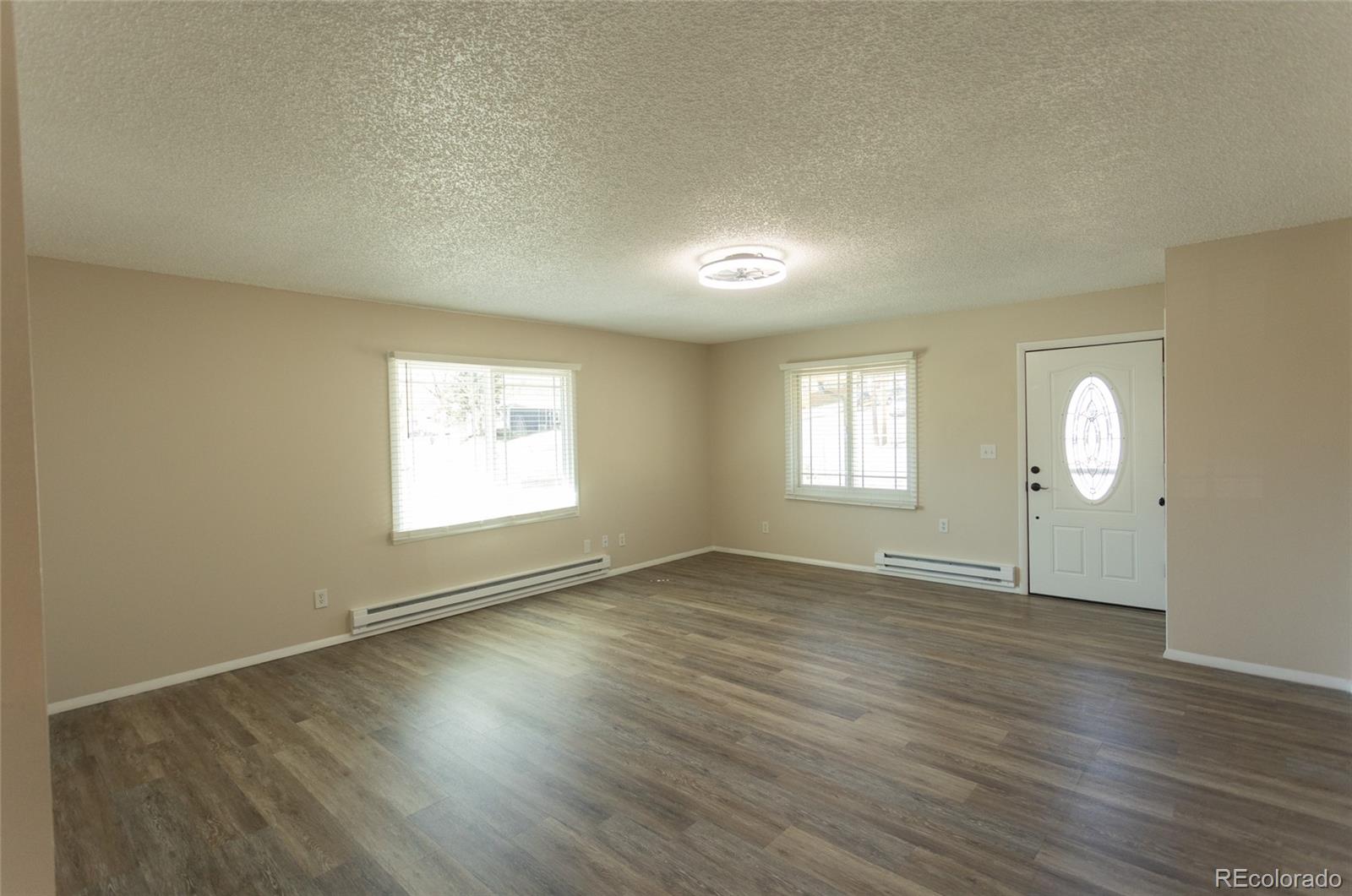 MLS Image #4 for 2205 n chestnut street,colorado springs, Colorado