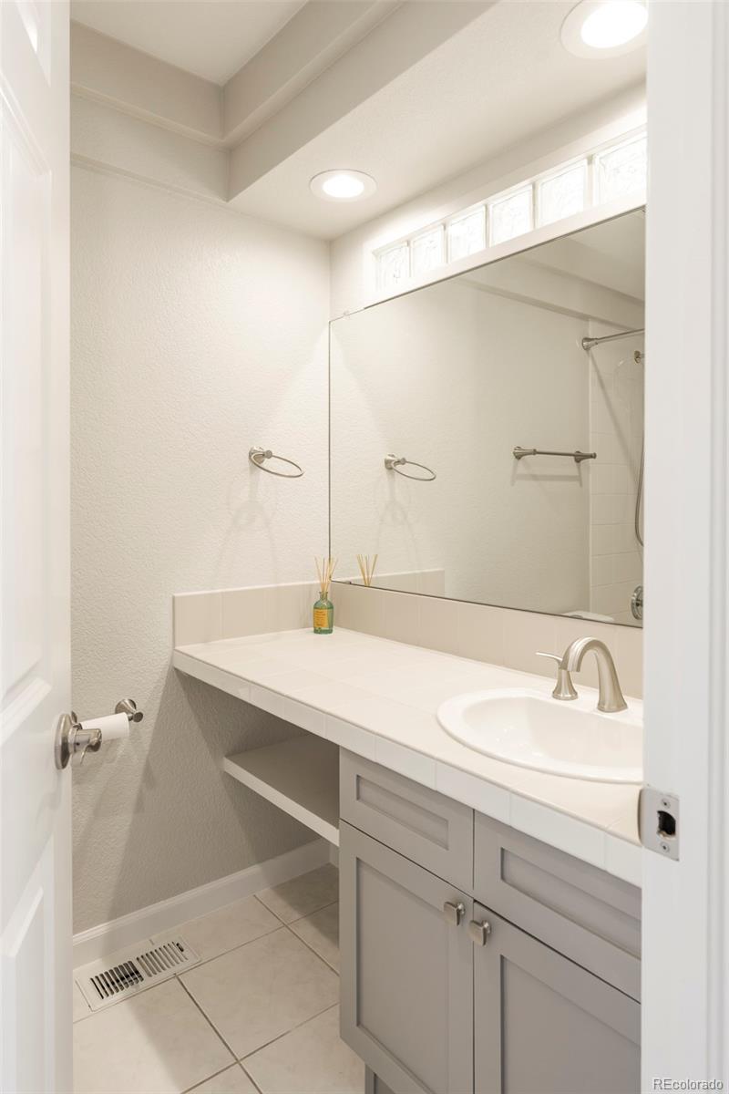 MLS Image #29 for 5048 e cherry creek south drive ,denver, Colorado