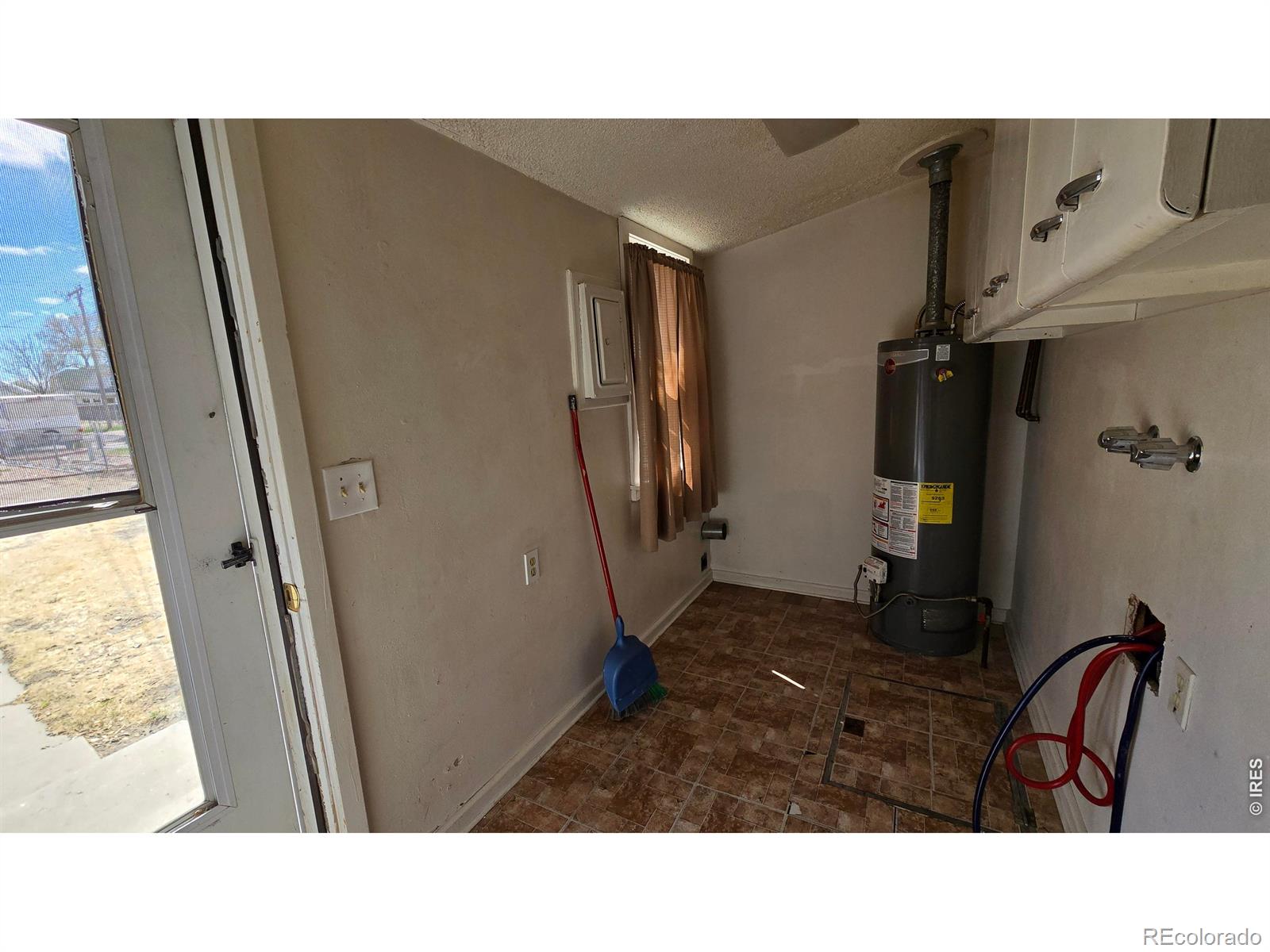MLS Image #11 for 215  platte street,sterling, Colorado