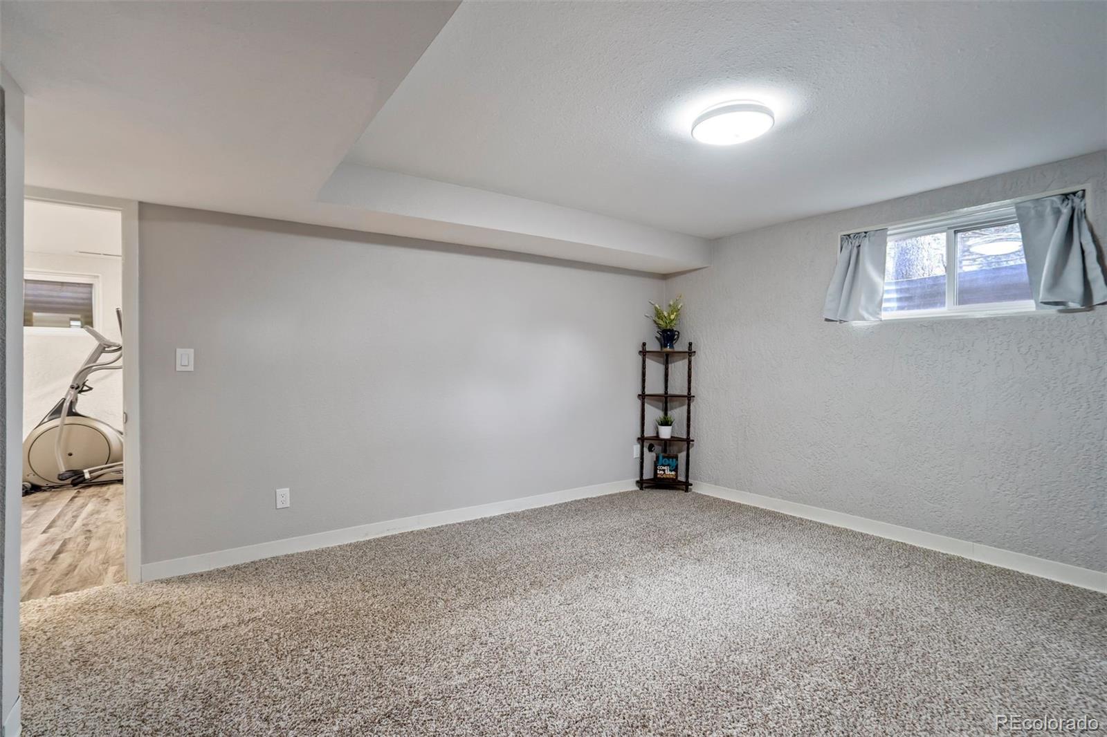 MLS Image #40 for 1342  york road,colorado springs, Colorado