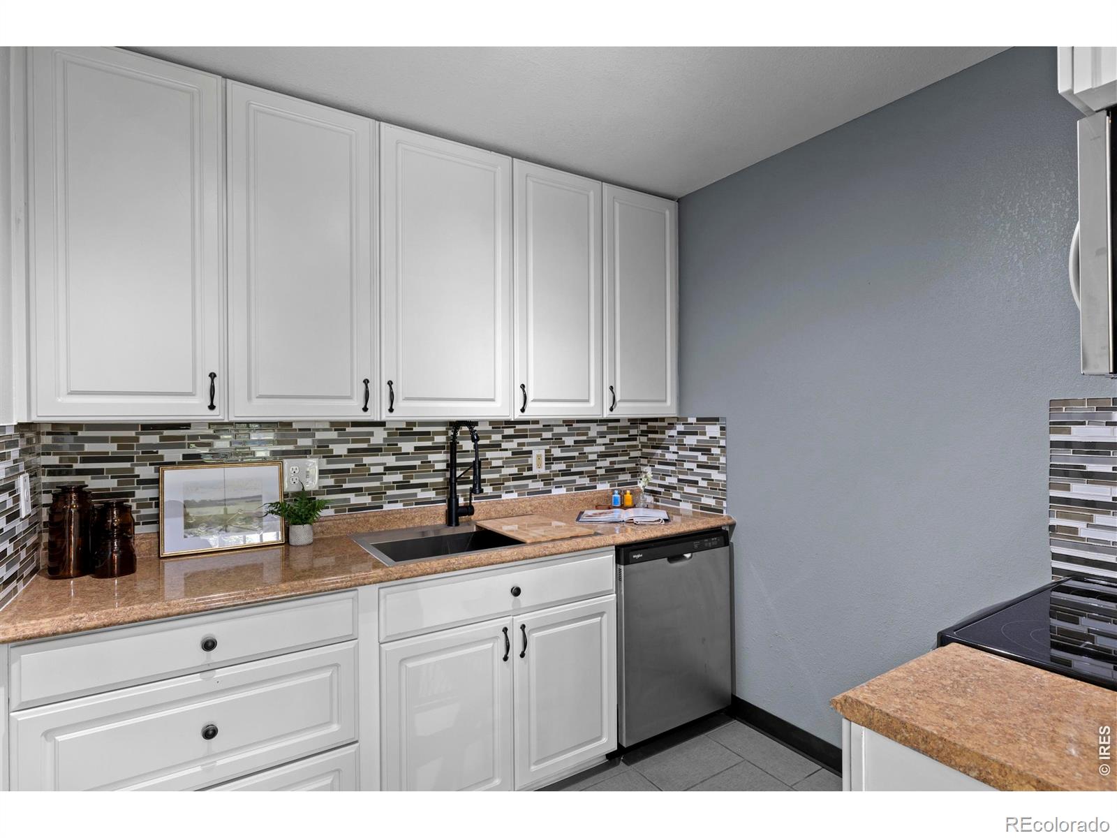 MLS Image #7 for 801 e drake road,fort collins, Colorado