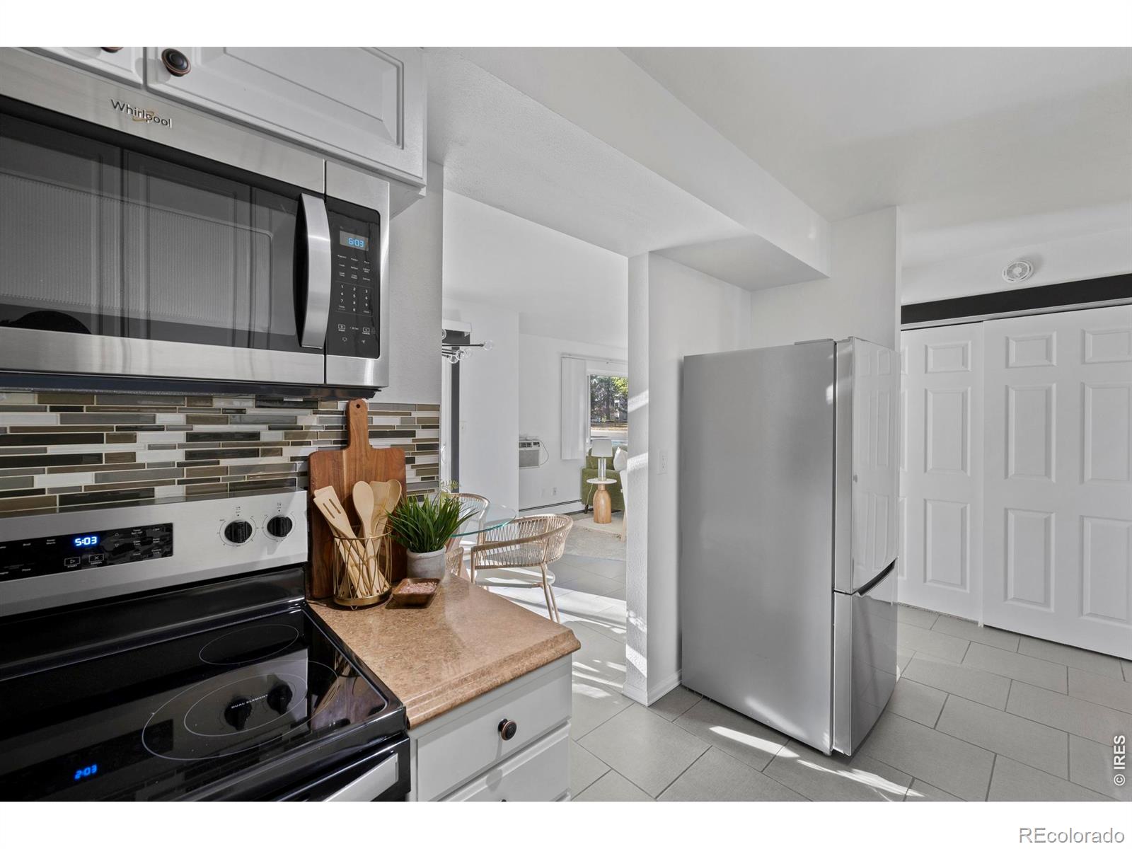 MLS Image #8 for 801 e drake road,fort collins, Colorado