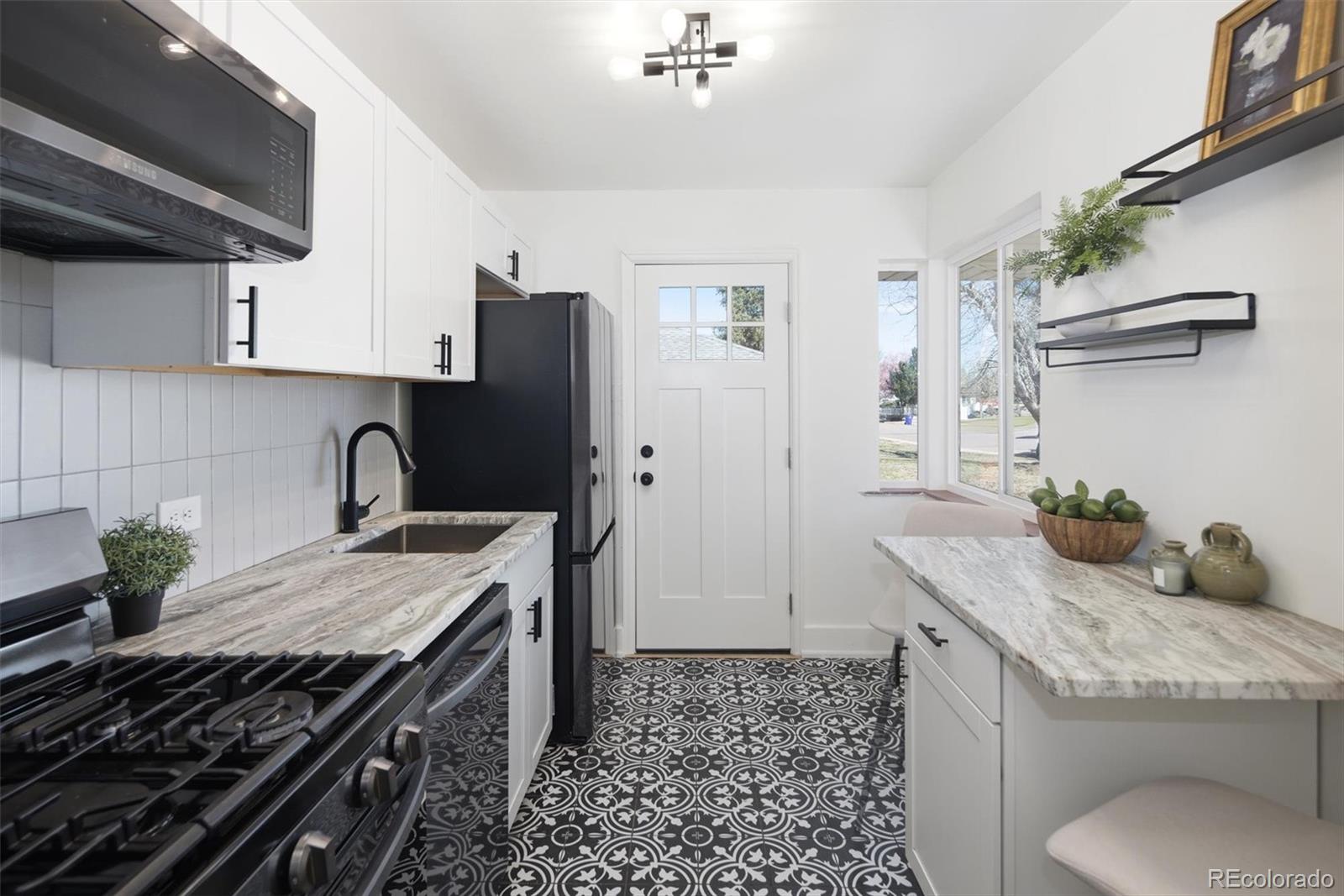 MLS Image #10 for 1317  geneva street,aurora, Colorado