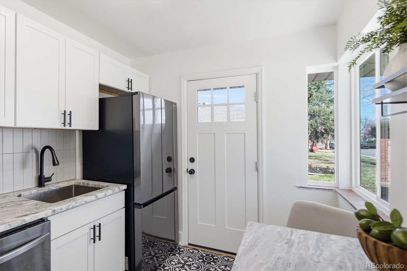 MLS Image #11 for 1317  geneva street,aurora, Colorado