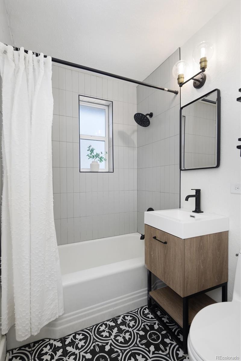 MLS Image #14 for 1317  geneva street,aurora, Colorado