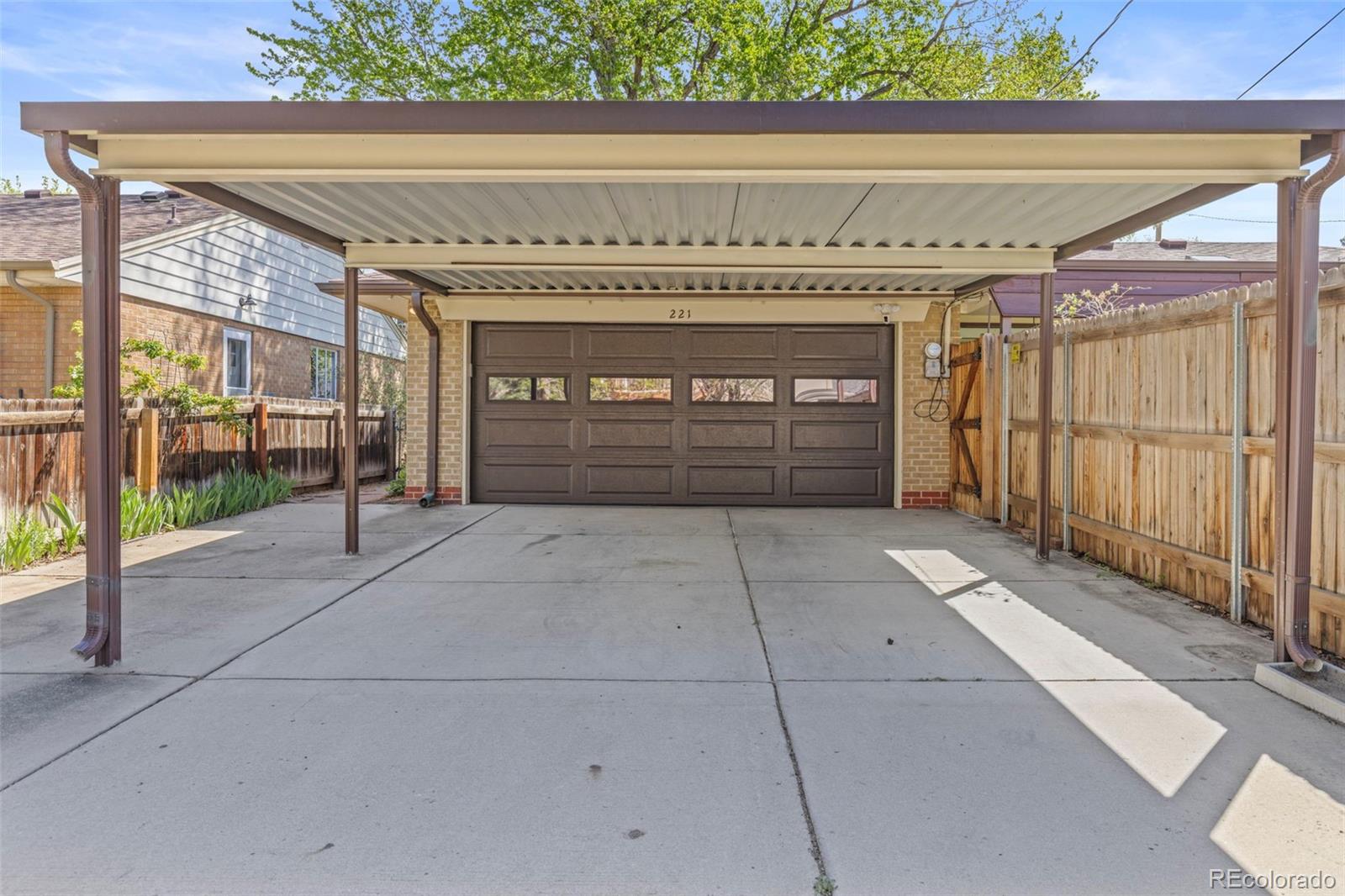 MLS Image #26 for 221  magnolia street,denver, Colorado