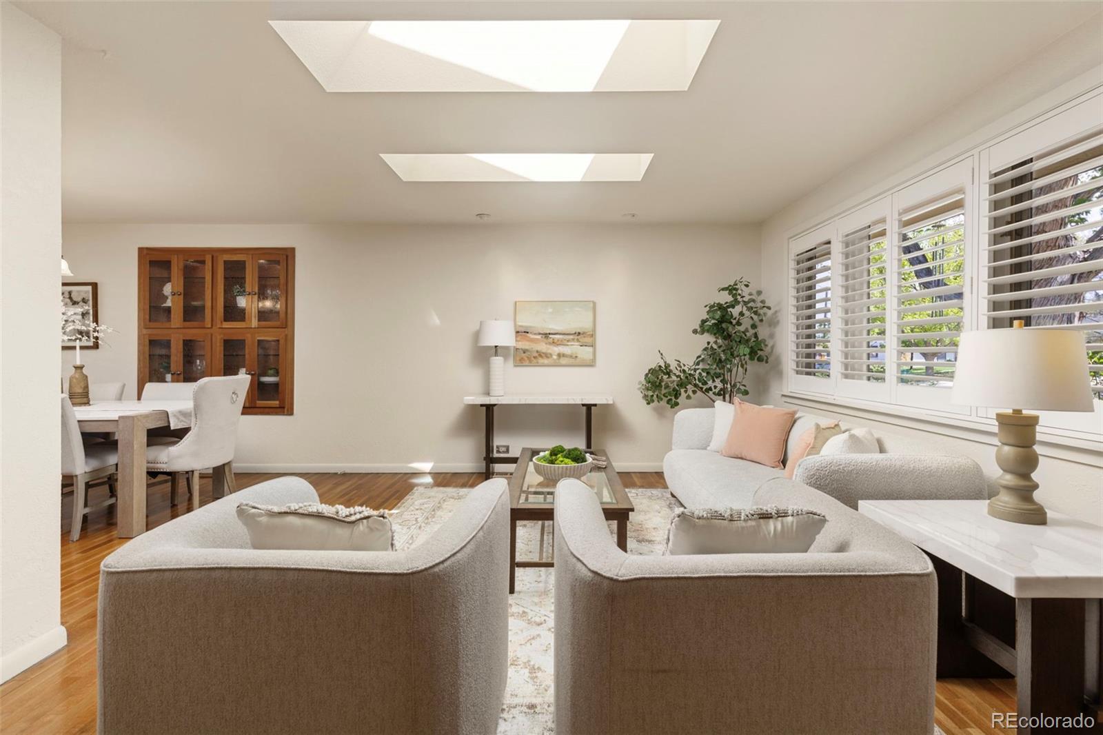 MLS Image #4 for 221  magnolia street,denver, Colorado
