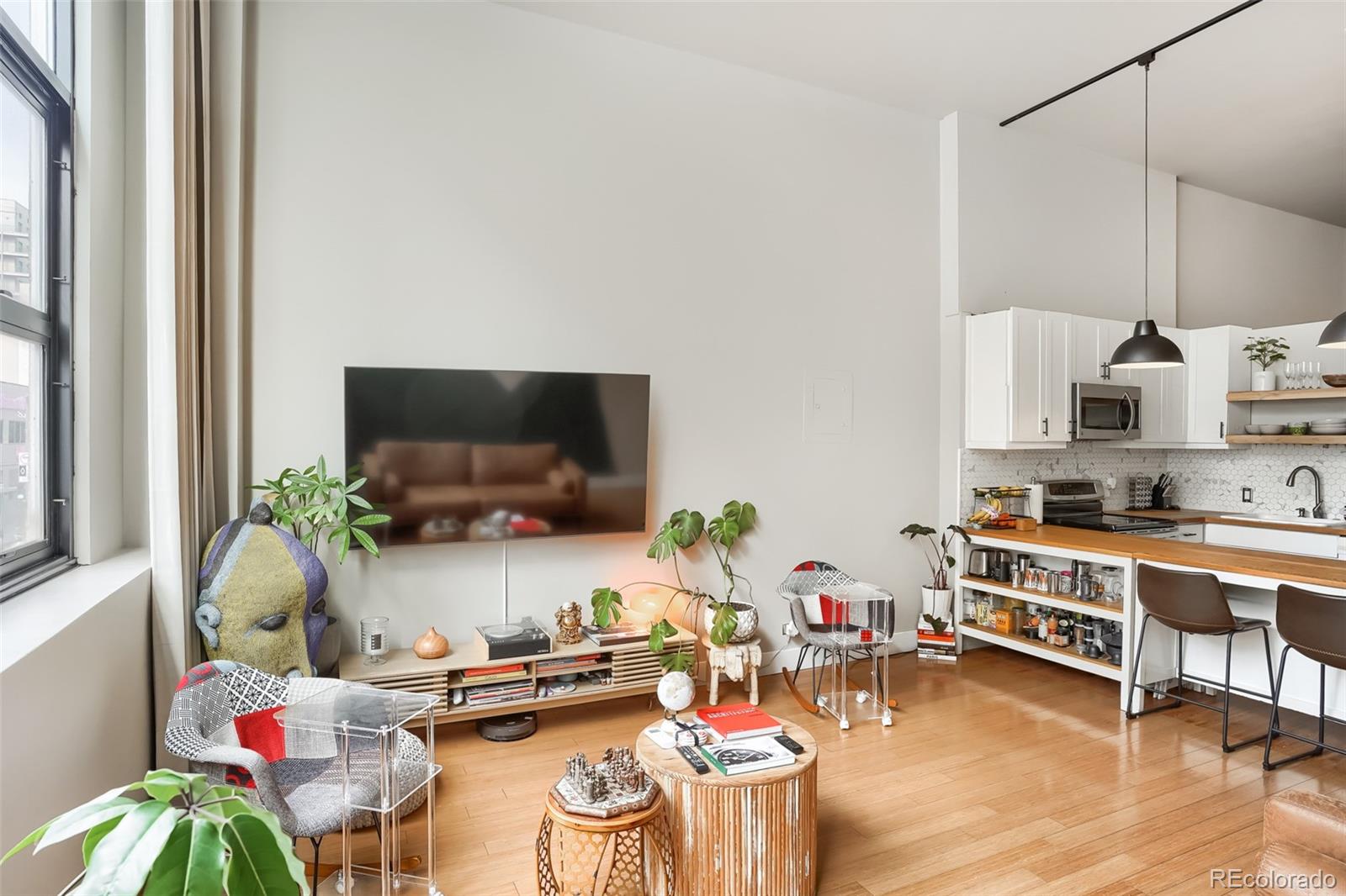 MLS Image #13 for 720  16th street,denver, Colorado