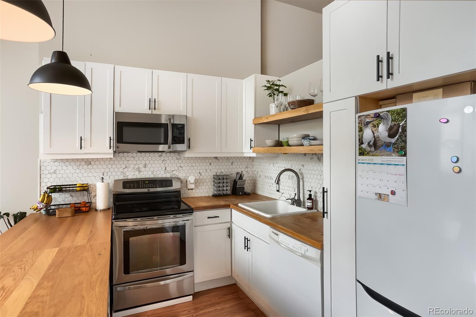 MLS Image #16 for 720  16th street,denver, Colorado