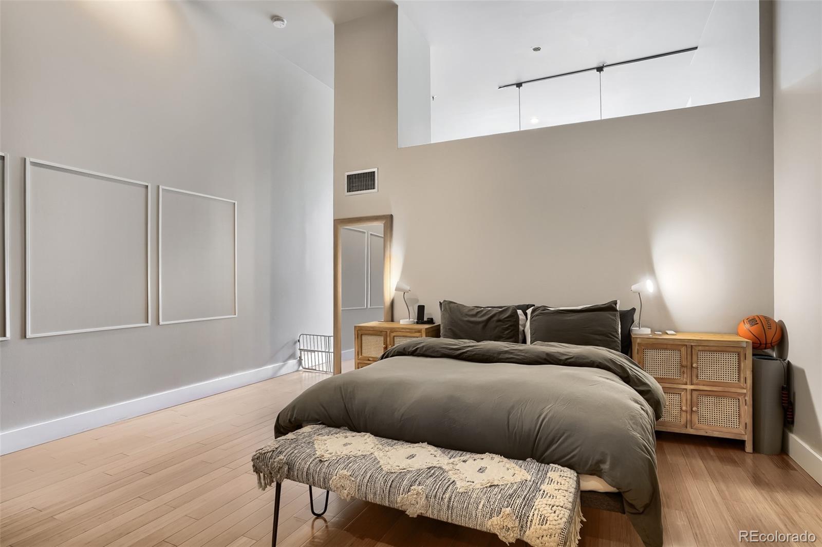 MLS Image #24 for 720  16th street,denver, Colorado