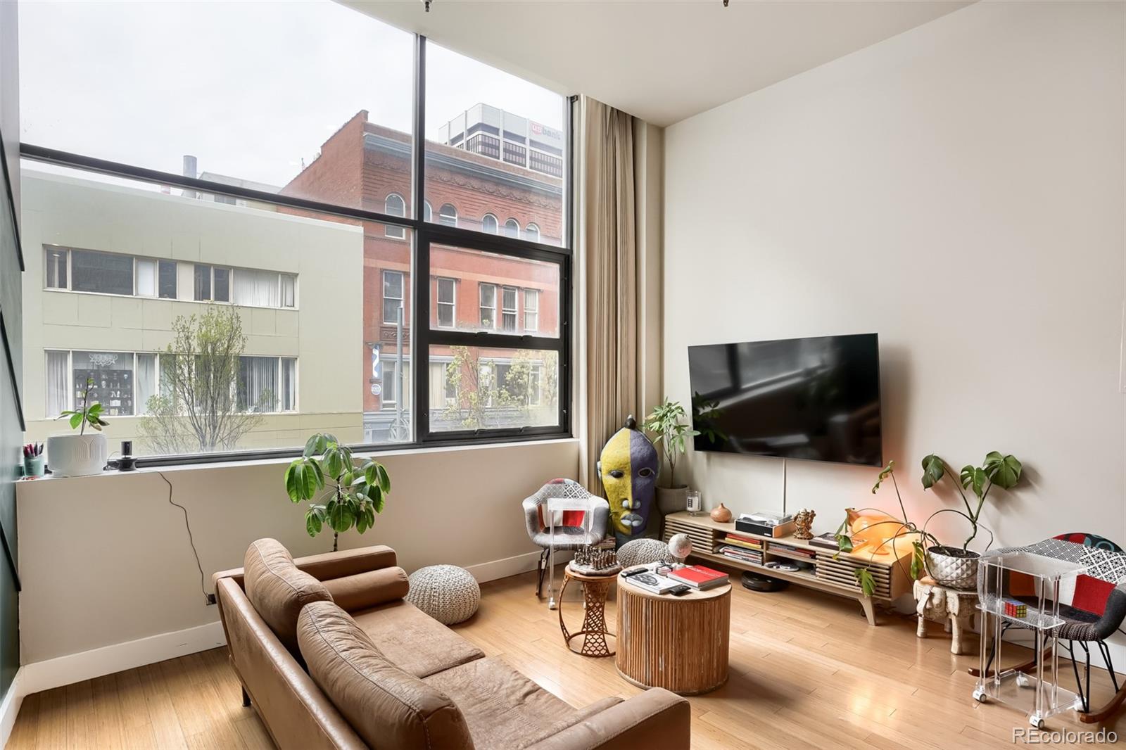 MLS Image #9 for 720  16th street,denver, Colorado