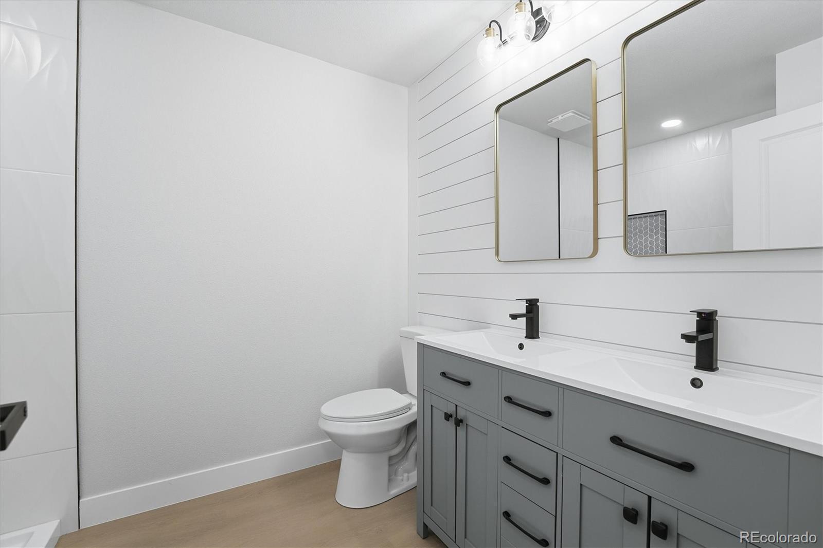 MLS Image #11 for 9800 w cornell place,lakewood, Colorado