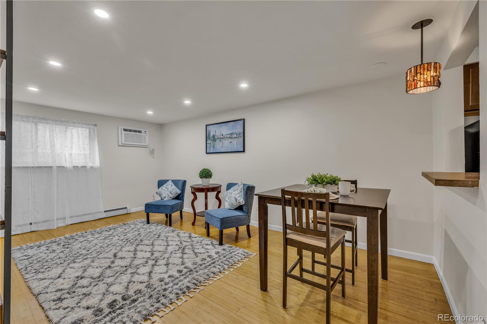 MLS Image #2 for 20 s logan street,denver, Colorado