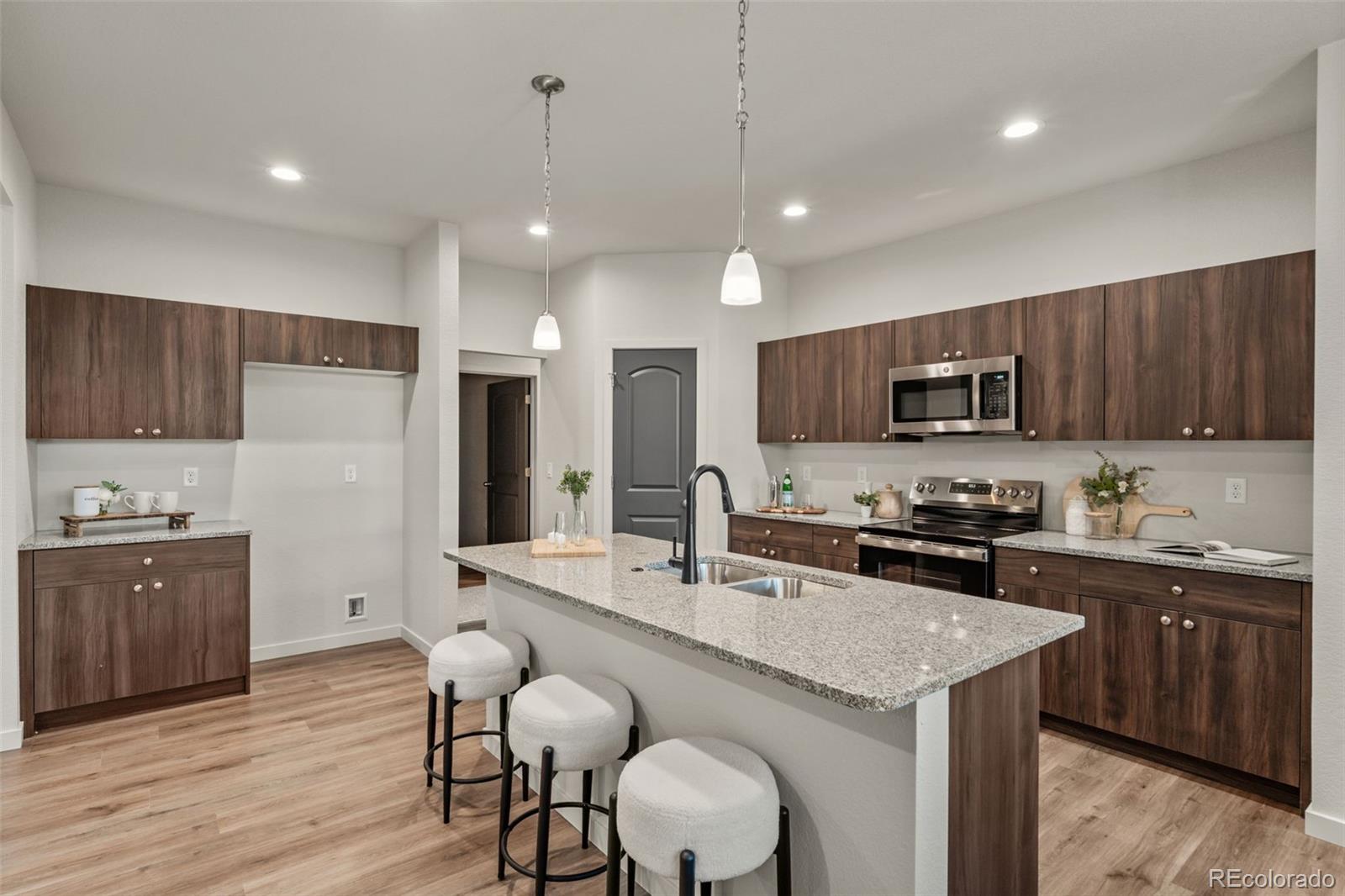 MLS Image #10 for 353 s ashford drive,pueblo, Colorado