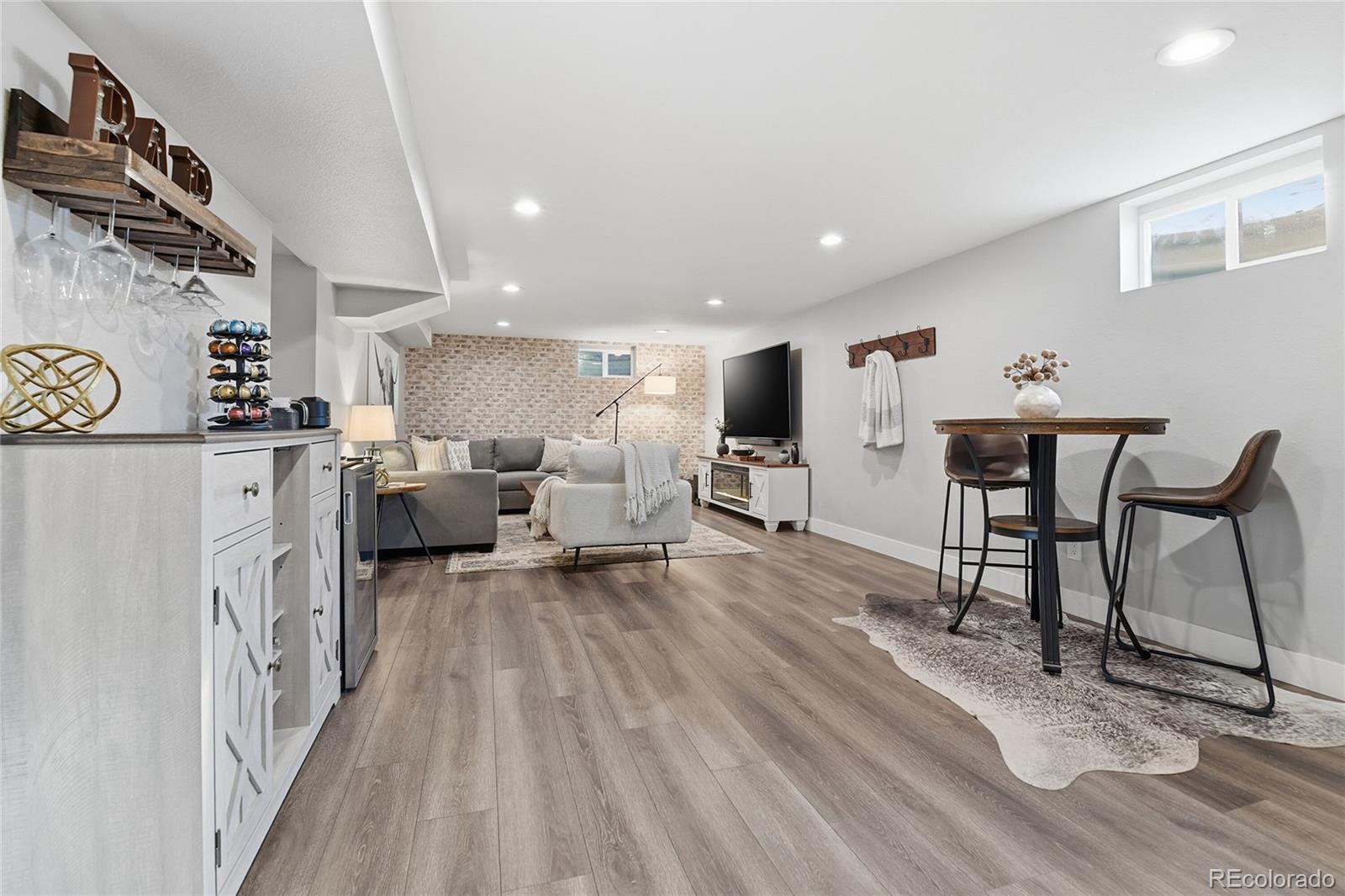 MLS Image #19 for 3730 s huron street,englewood, Colorado