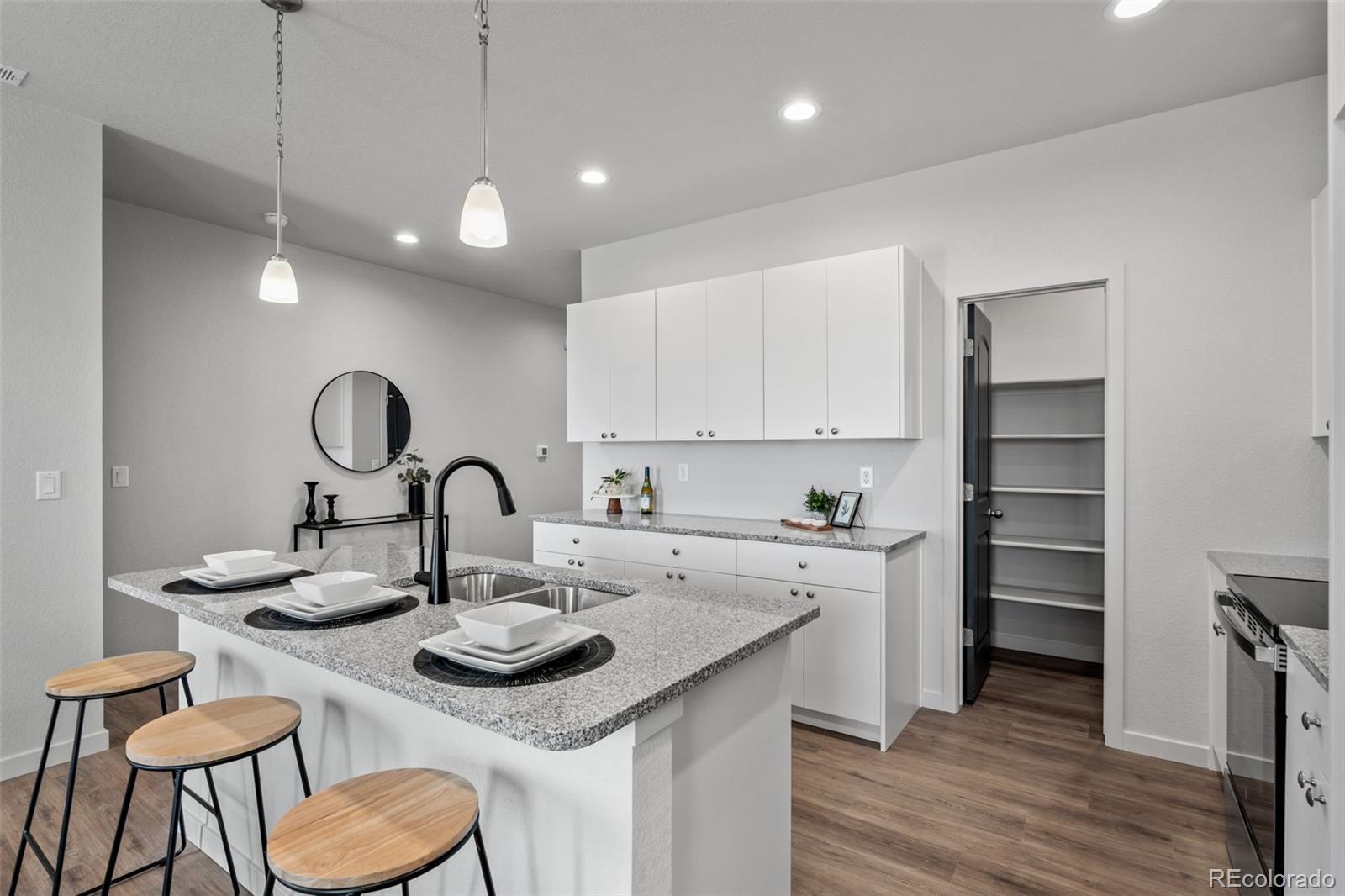 MLS Image #7 for 380 s ashford drive,pueblo, Colorado