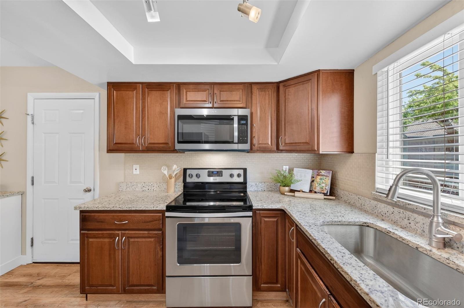 MLS Image #10 for 2419 s worchester court,aurora, Colorado