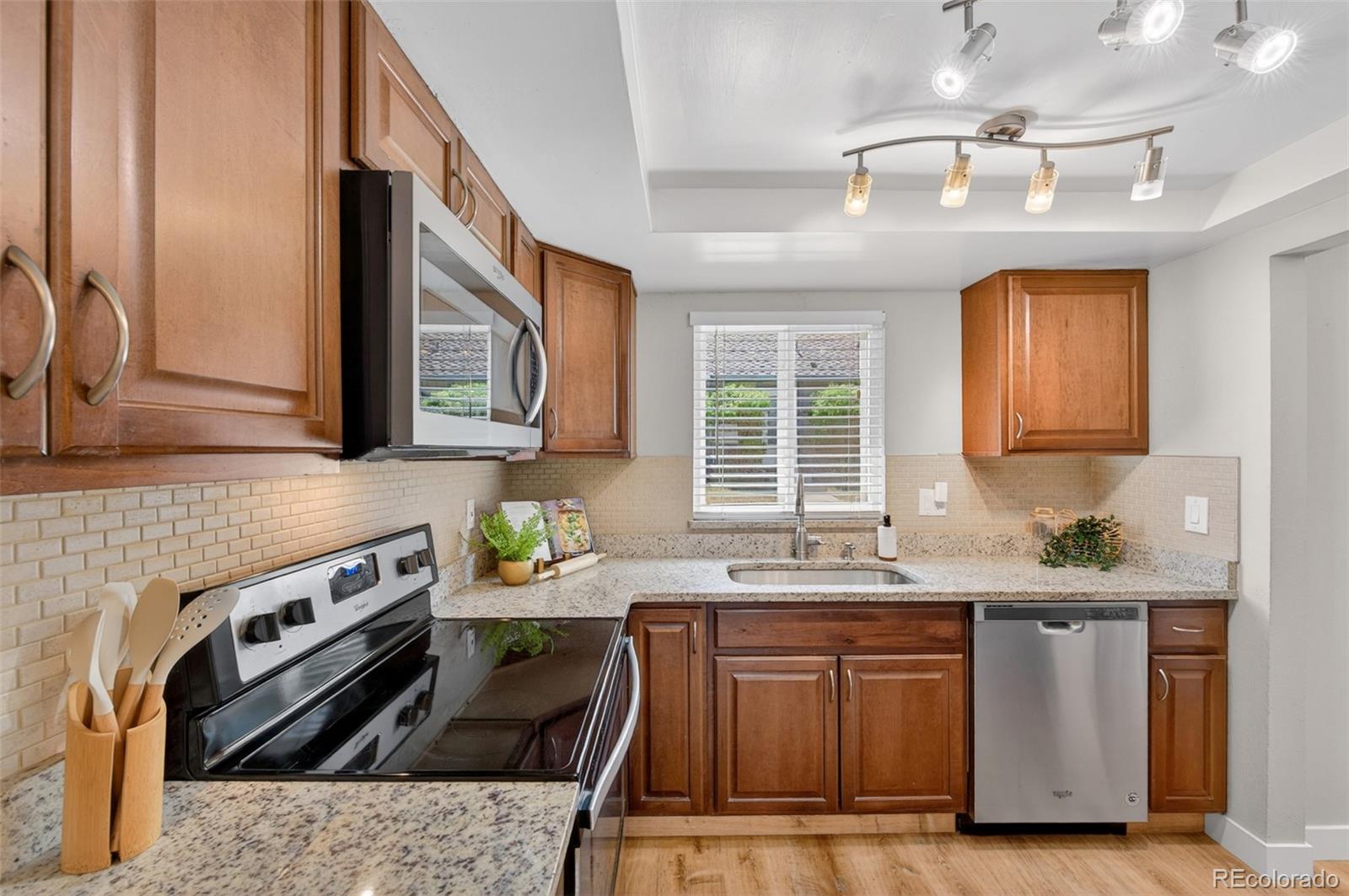 MLS Image #11 for 2419 s worchester court,aurora, Colorado
