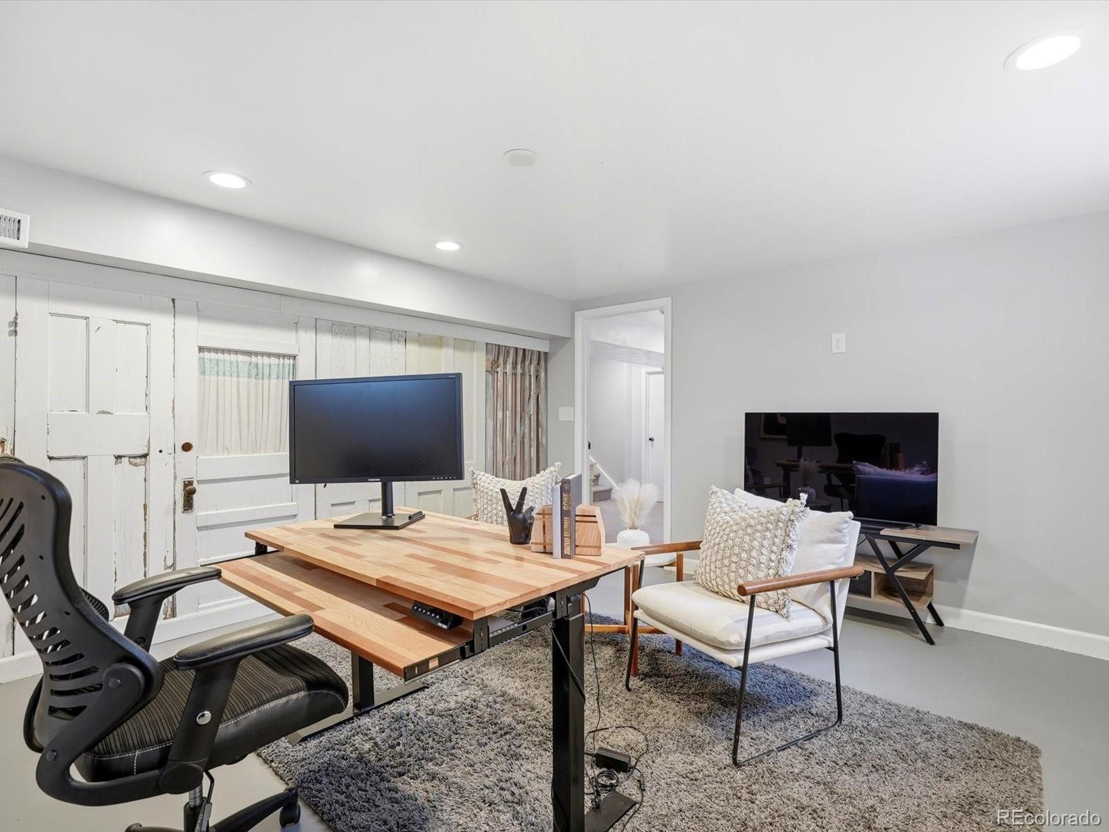 MLS Image #34 for 8566 e lehigh avenue,denver, Colorado