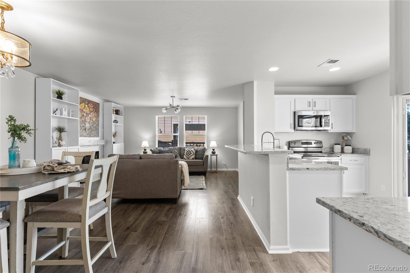 MLS Image #14 for 2050  spruce street,denver, Colorado