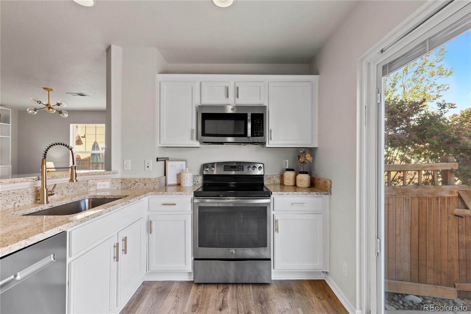 MLS Image #17 for 2050  spruce street,denver, Colorado