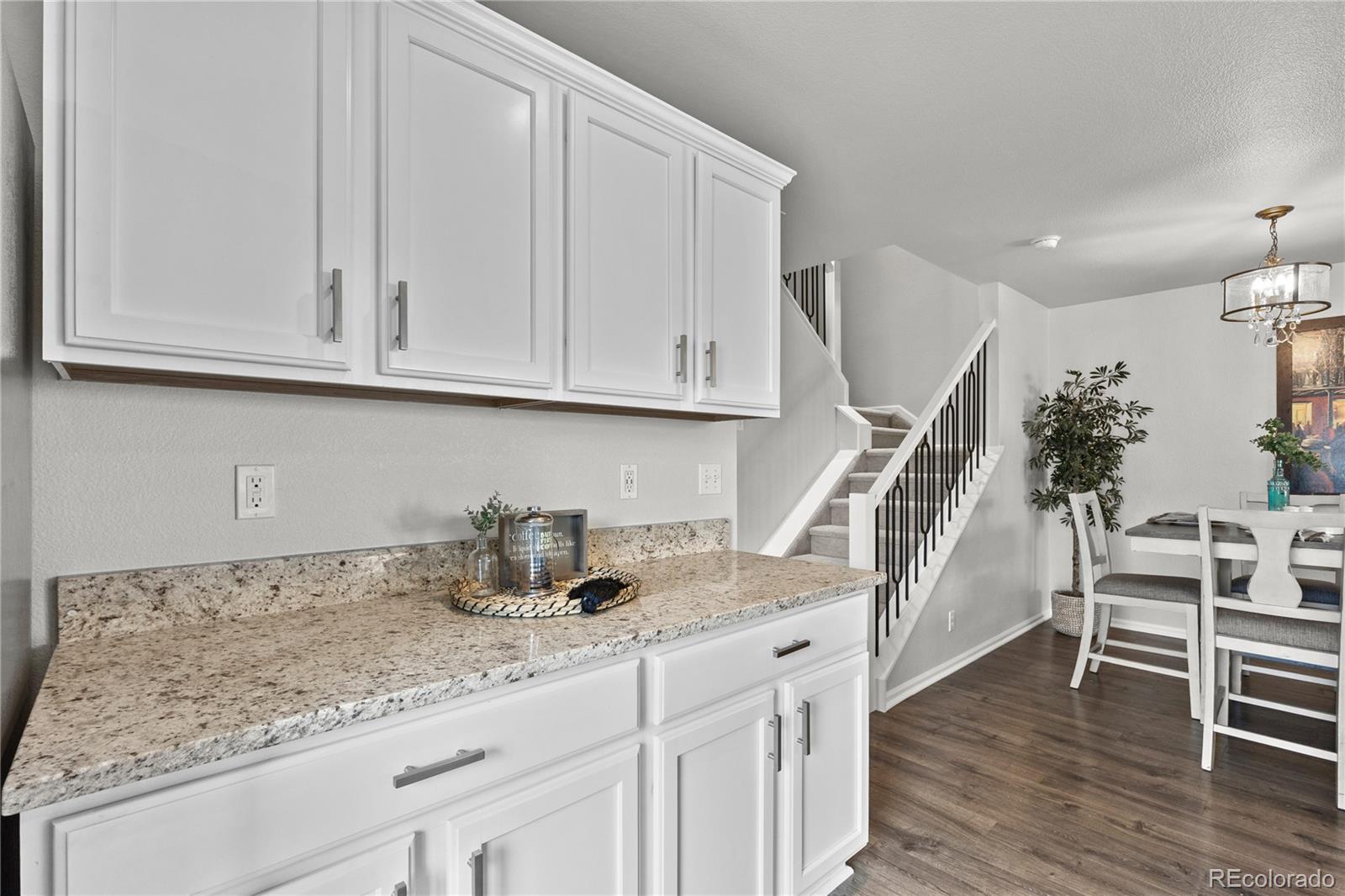 MLS Image #18 for 2050  spruce street,denver, Colorado