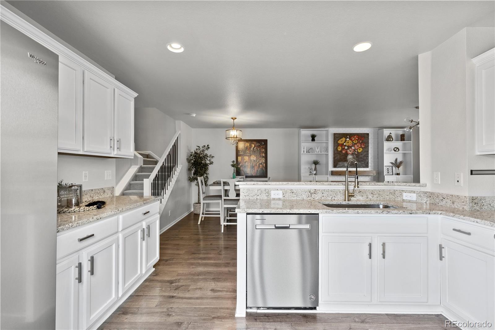 MLS Image #21 for 2050  spruce street,denver, Colorado