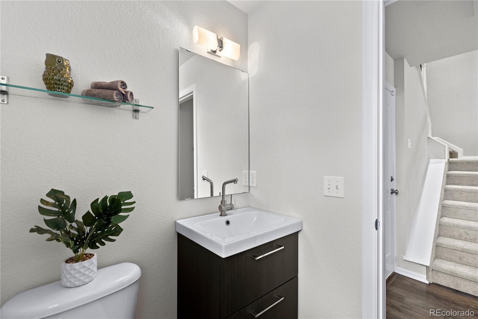 MLS Image #23 for 2050  spruce street,denver, Colorado