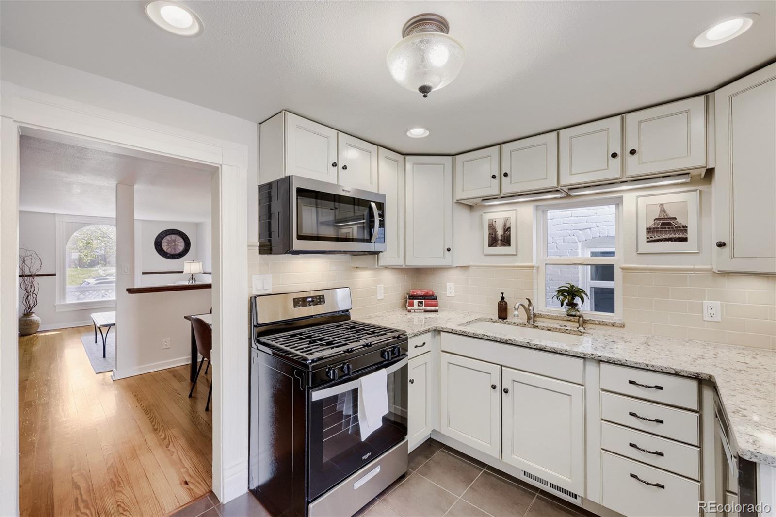 MLS Image #11 for 3333 w 37th avenue,denver, Colorado