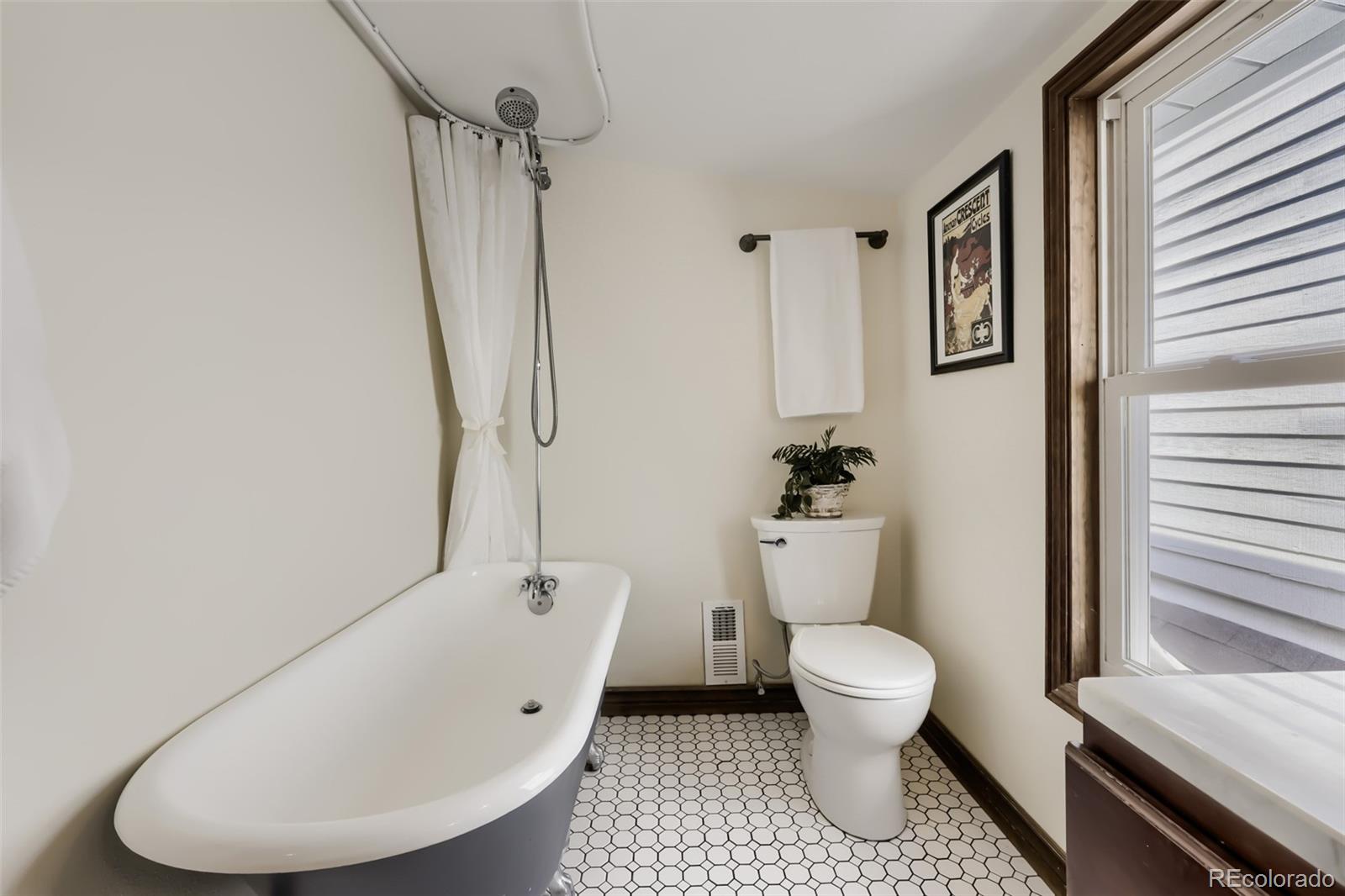 MLS Image #23 for 3333 w 37th avenue,denver, Colorado