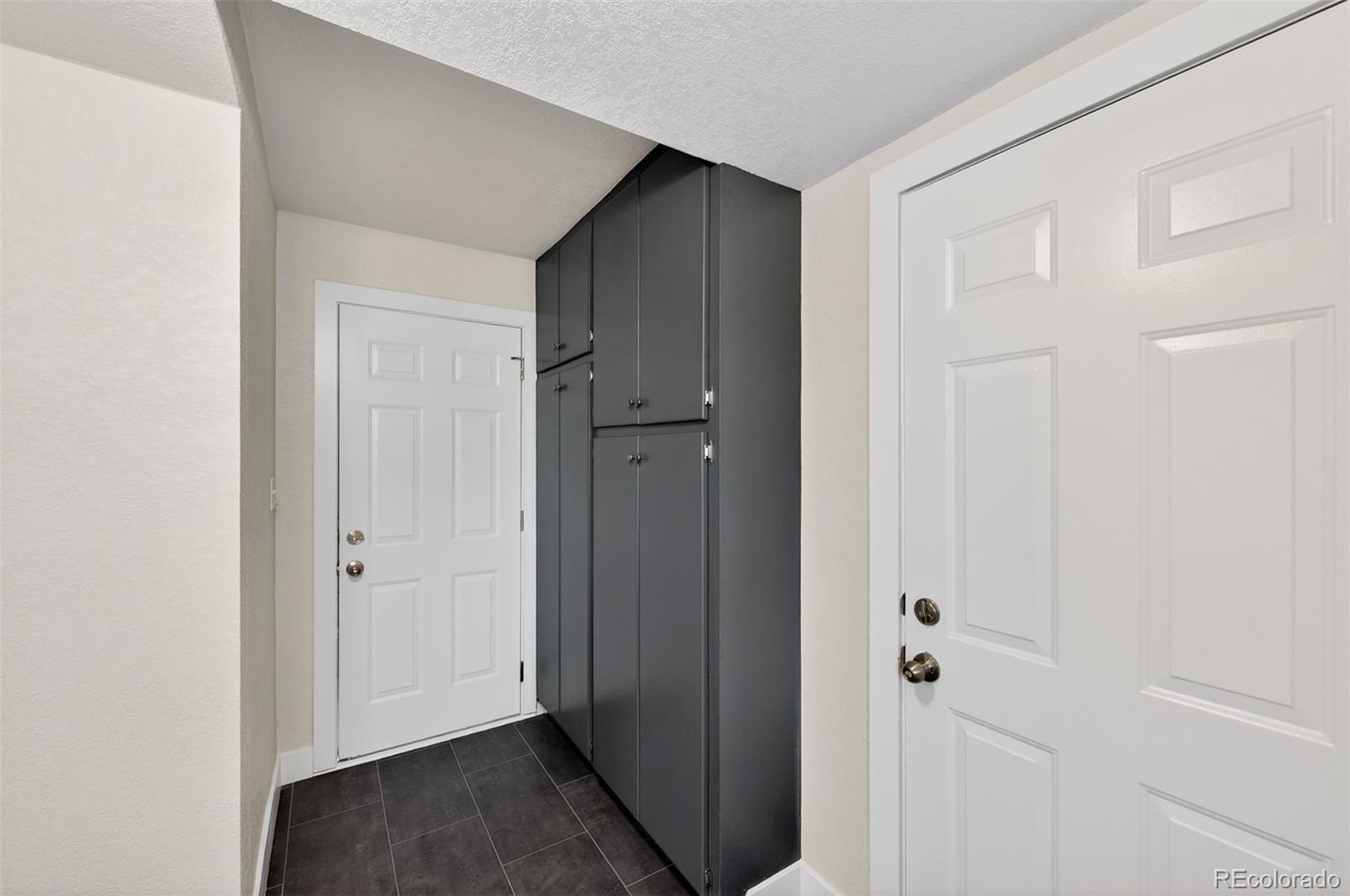 MLS Image #11 for 1769  hanover street,aurora, Colorado