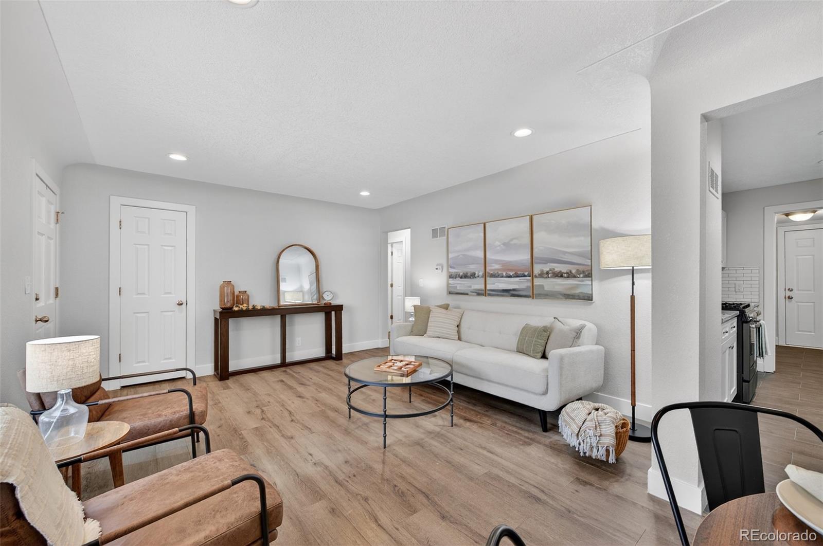 MLS Image #4 for 1769  hanover street,aurora, Colorado