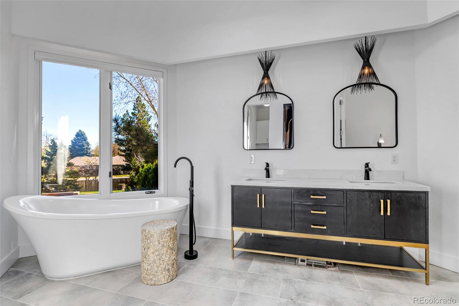MLS Image #14 for 5200  sunset drive,bow mar, Colorado