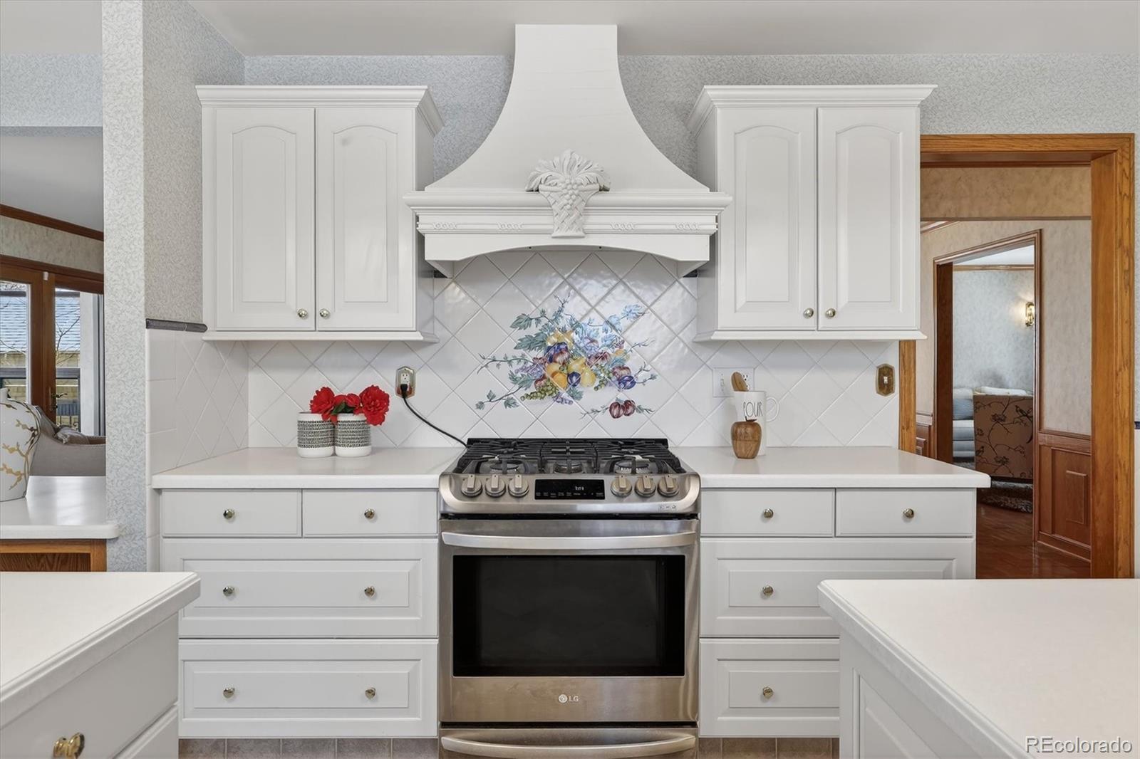 MLS Image #17 for 3960 s lincoln street,englewood, Colorado