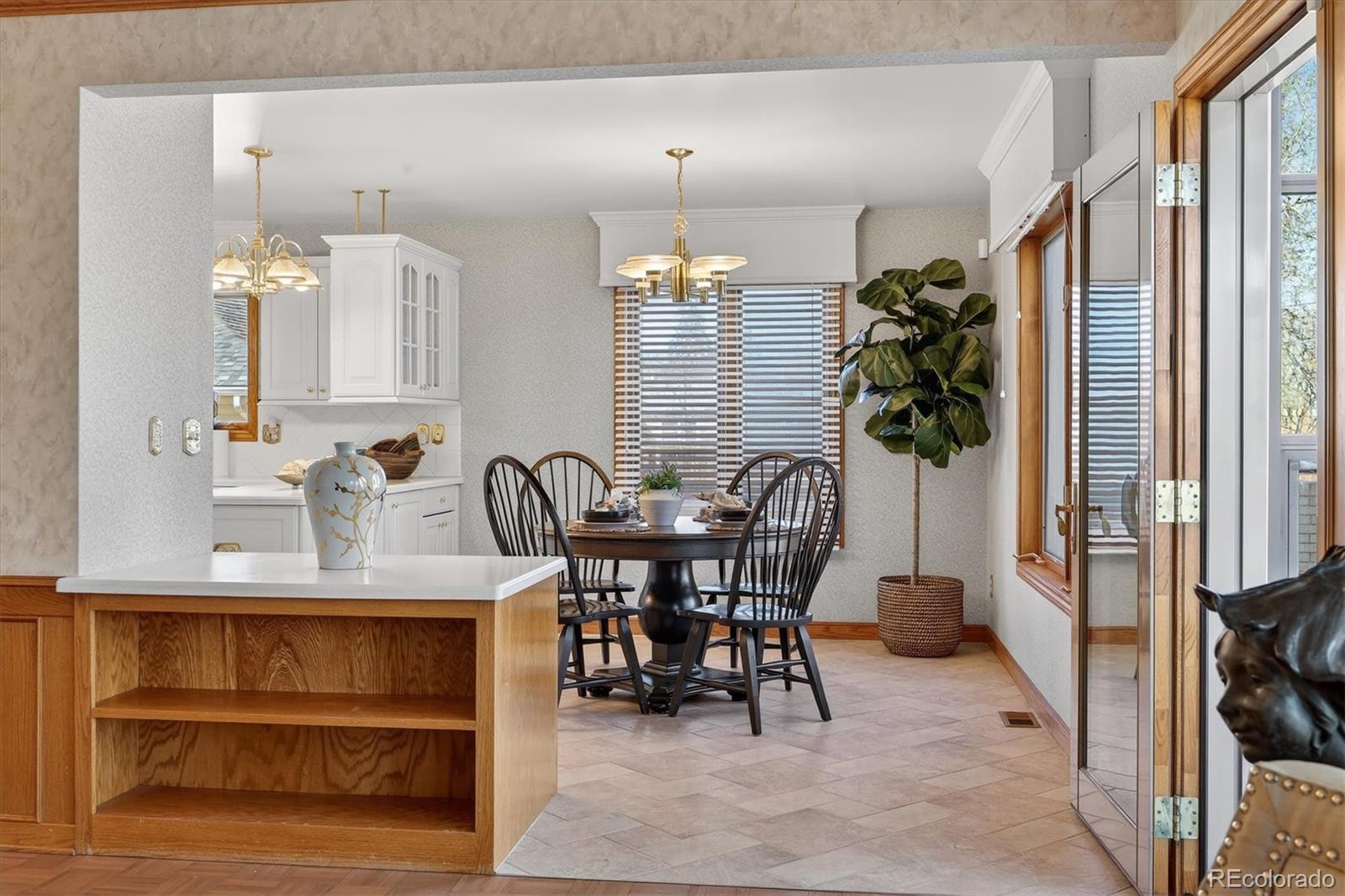 MLS Image #19 for 3960 s lincoln street,englewood, Colorado